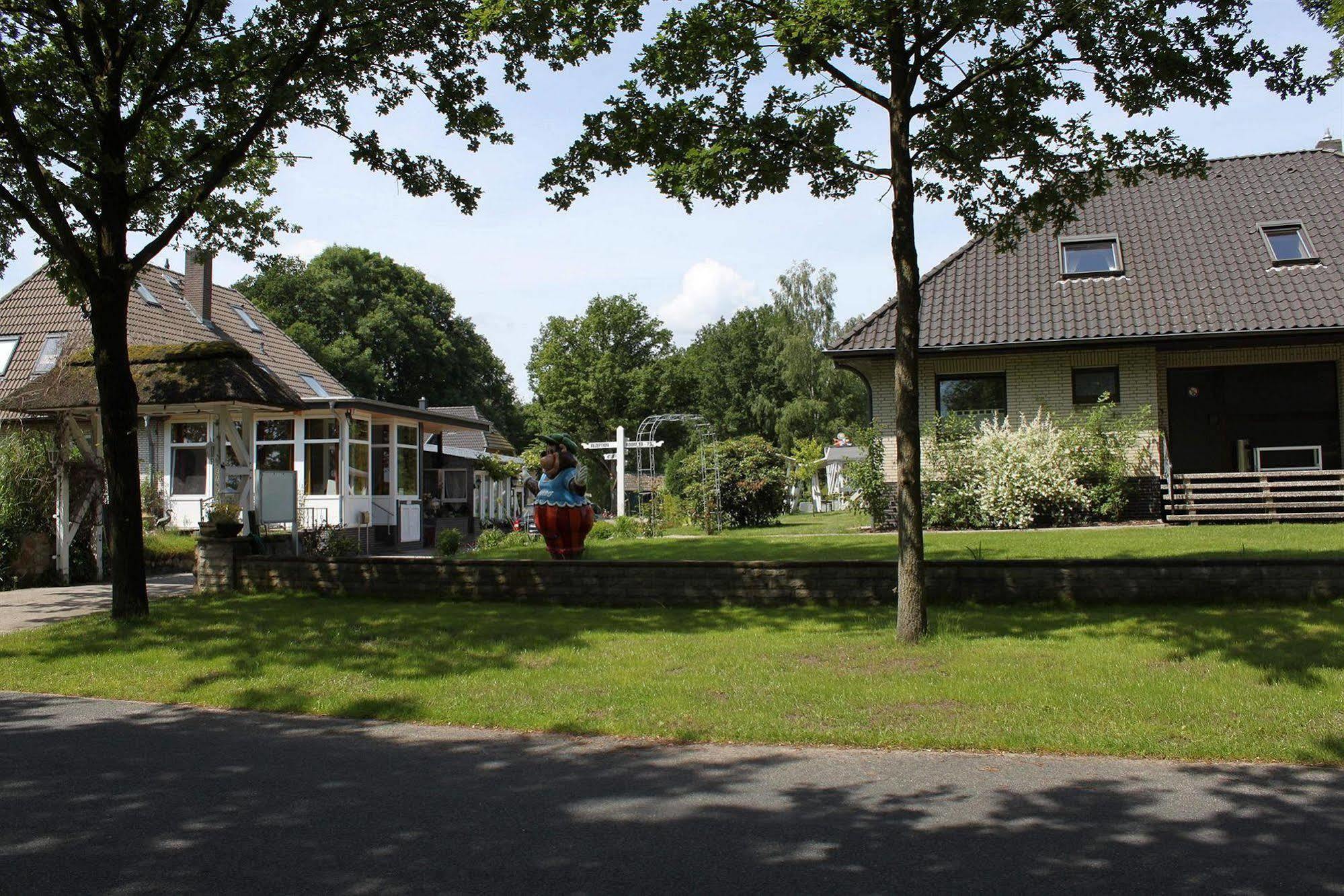 Wolterdinger Hof Hotel Soltau Buitenkant foto